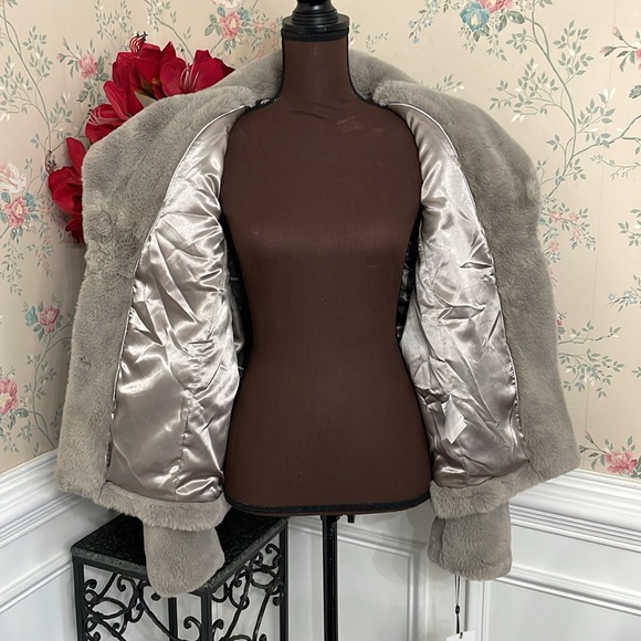 NWT DKNY Silver Grey Lux Faux Fur Lined Pockets Jacket M - Picture 3 of 6